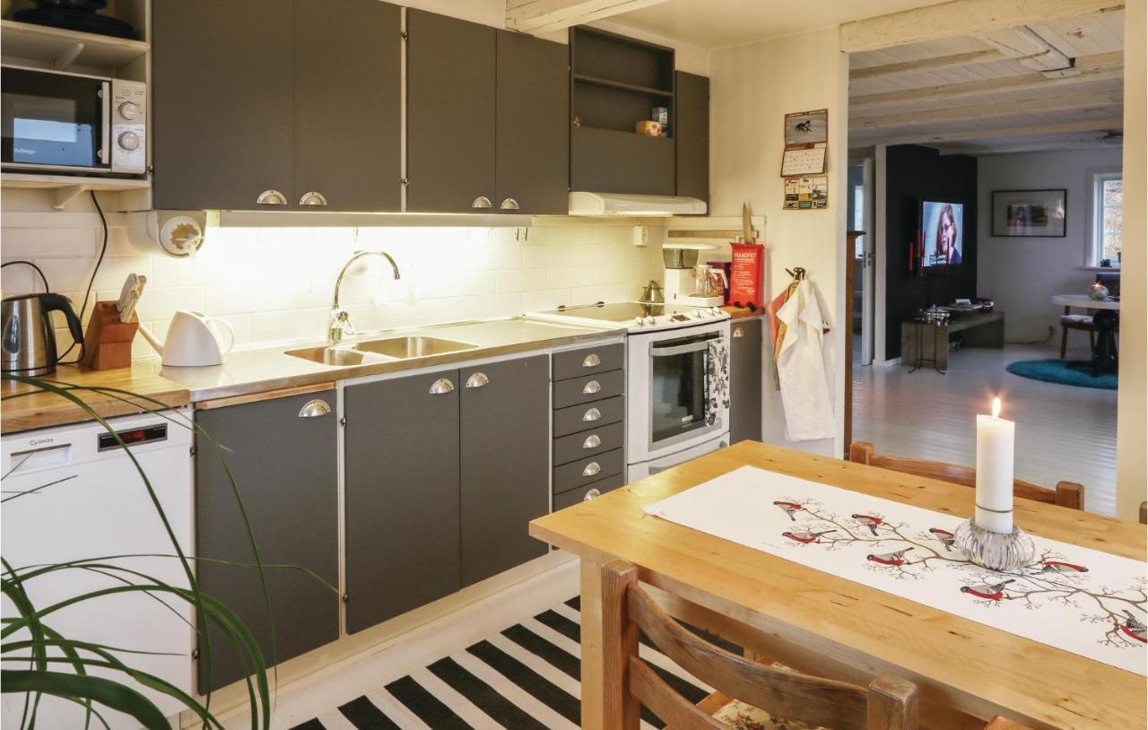 Gorgeous Home In Oestra Soennarsloev With Kitchen Ostra Sonnarslov Exterior foto